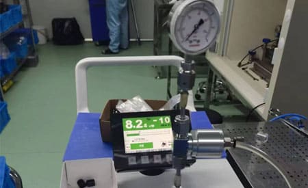 上海伯東氦質譜檢漏儀 ASM 390 減壓器檢漏